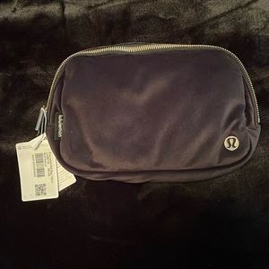 Lululemon bag